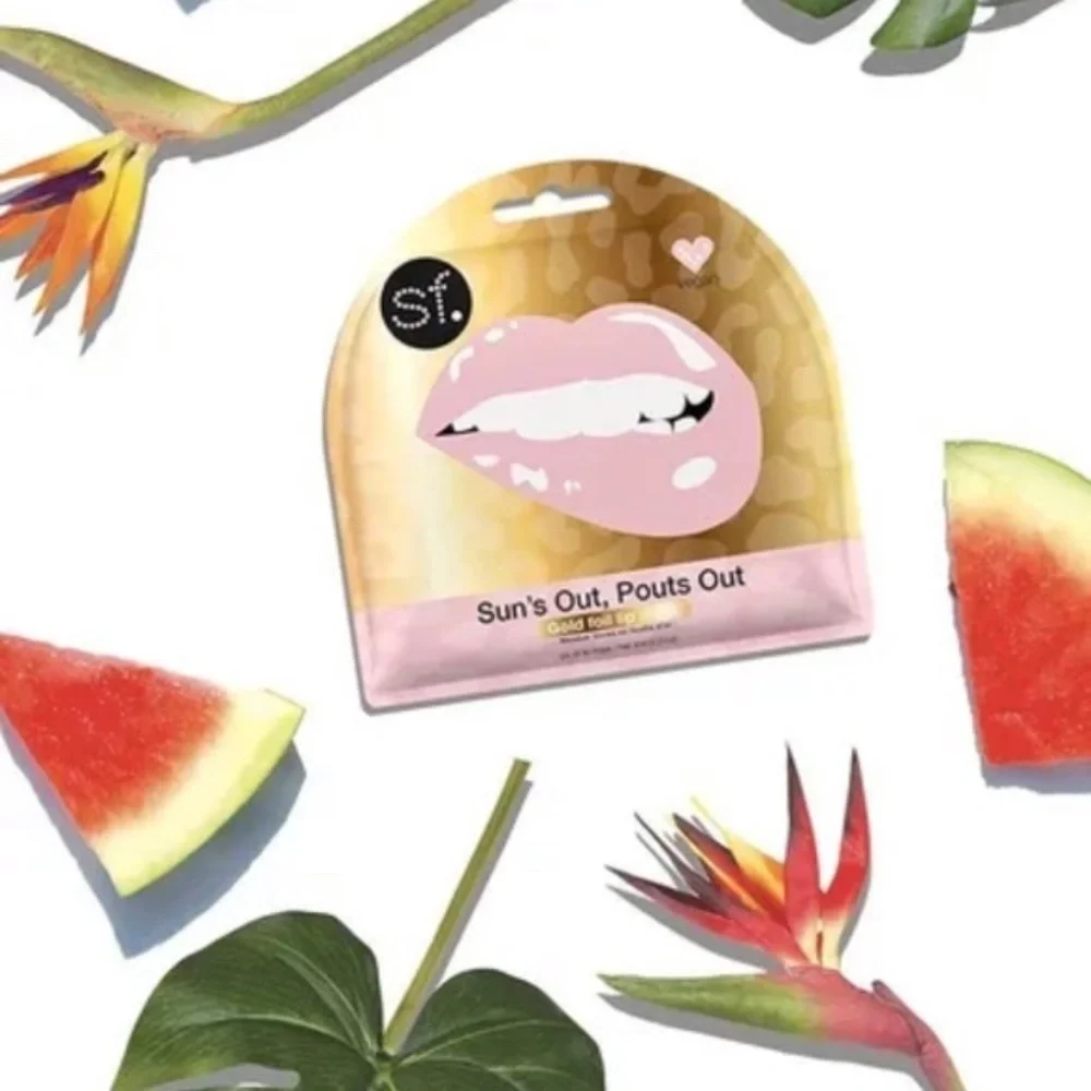 ⭐️ $10 - SF GLOW SKINCARE SUNS OUT, POUTS OUT (SET OF 4) LEOPARD PRINT LIP MASKS